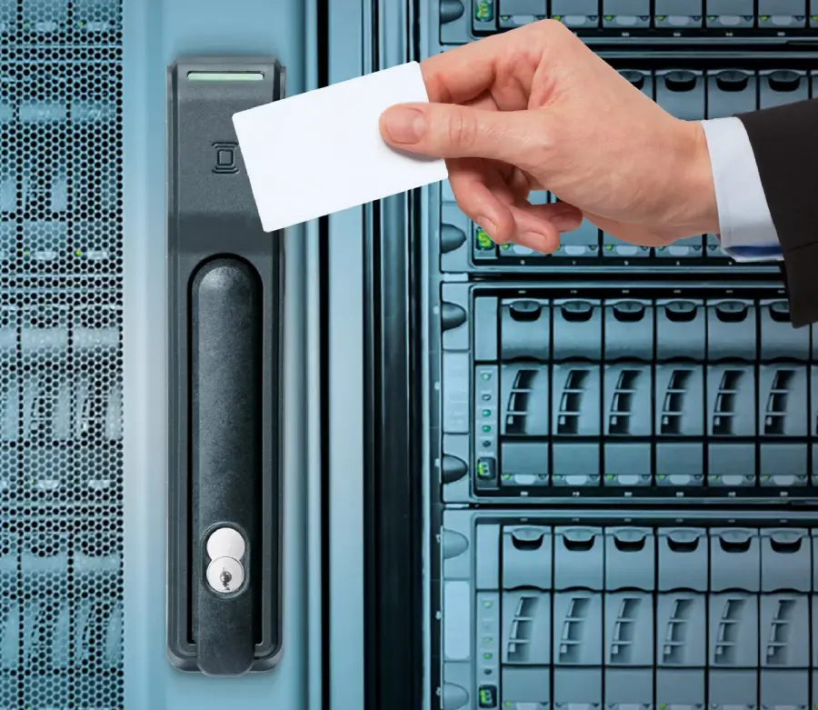 server room digital lock 3 قفل دیجیتال اتاق سرور چیست و کدام نوع مناسب شماست ؟